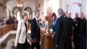 Danimarka Meclisinin Açılışını İlk Kez Bir Kadın Başbakan Yaptı
