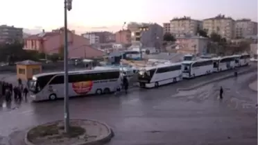 Öcalan İçin Yola Çıkanlara Polis Engeli