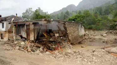 Antalya'da Seldeki Kayıplar Aranıyor