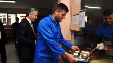 Fabrika İşçilerine Sürpriz