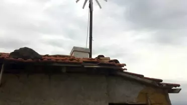 Kendi Elektriğini Üretiyor