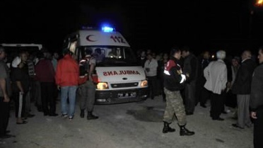 Sulama Kanalına Uçan Otomobildeki 4 Kişi Boğuldu