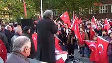 Berlin'de Teröre Lanet Mitingi