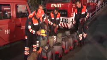 İzmir'den Van'a Yardım Ekipleri Yola Çıktı