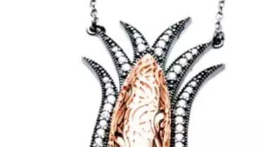 Haftanın Ürünü 'Lale Kolye'