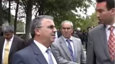 Emel Öğretmen, Toprağa Verildi