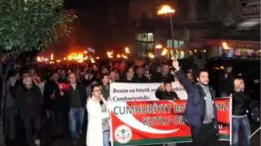 Giresun Belediyesi'nden 'cumhuriyet Fener Alayı'