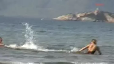 İztuzu Sahiline Bayramda Tatilci Akını