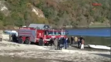 Balık Tutmak İçin Açıldıkları Gölde Kaybolan 4 Kişiden Birinin Cesedine Ulaşıldı