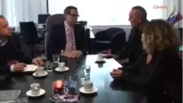 Gözü Yaşlı Türk Ailesi Hollanda'dan Adalet İstiyor