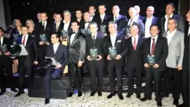 Bakan Günay'a 'Yorgun Heraklesli' Ödül