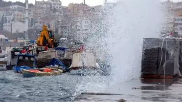 Gökçeada ve Bozcaada'ya Deniz Ulaşımı Durdu