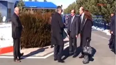 YÖK Başkanı Özcan : Gerekirse Prefabrik İnşaatlar Yaparak Öğrencilerimizi Van'da Tutacağız