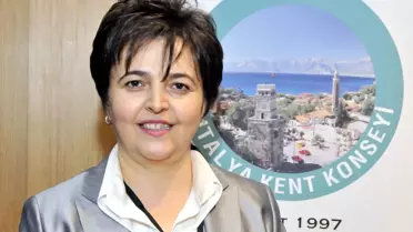 Antalya Kent Konseyi'nde İlk Kadın Başkan