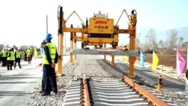 Sakarya'da Yht'nin İlk Ray Kaynağı Törenle Yapıldı