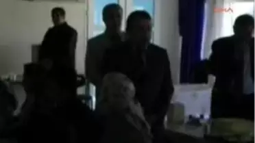 Vanlı 100 Depremzede Foça'ya Yerleştirildi