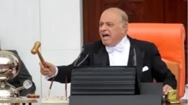 Meclis'te Küfür Tutanaklara Geçti