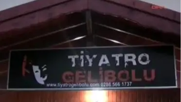 Tirbuşon, Gelibolu'da Tiyatroya Hayat Veriyor