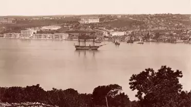 İstanbul'da Sıraevler Modellemesi ve Akaretler