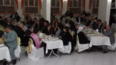 Akkaya, Emekle Öğretmenlerle Beraber