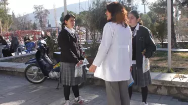 Yurtta Kalan Öğrenciler Yemekten Zehirlendi