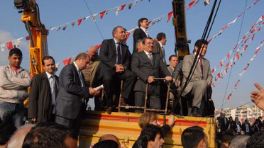 Kılıçdaroğlu AK Parti'yi Topa Tuttu