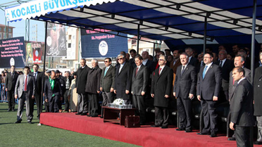 Her Aşura Bizi Daha Çok Kenetliyor