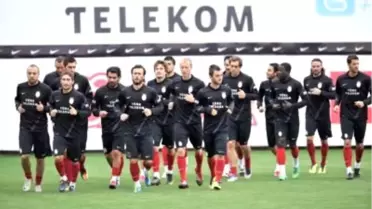 Bu Akşam Herkes Futbol Konuşacak!