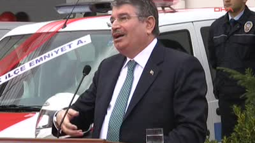 O Polisleri Dar Ağacında Asalım Mı