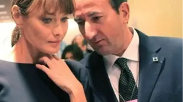 Carla Bruni Fas'ta