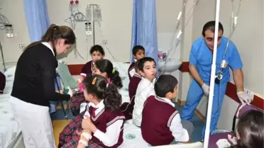 28 Öğrenci ve Bir Öğretmen Doğum Günü Pastasından Zehirlendi