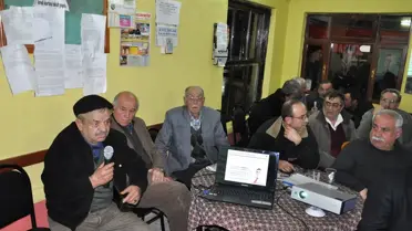 Başkan Cem Kara Çalışmaları Ve Faaliyetleri Ovayenicelilere Aktardı

