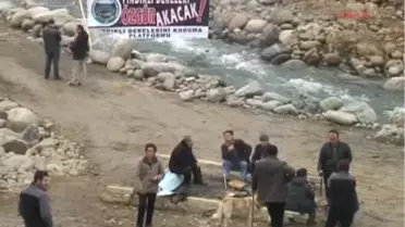 Fındıklı'da Çevrecilerin Gergin Hes Nöbeti Sürüyor