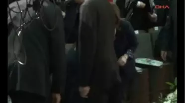 Berna Laçin İle Bakan Arasında Tartışma