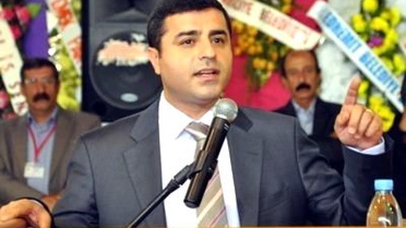 Demirtaş'tan İçişleri Bakanı Şahin'e Egzoslu Yanıt