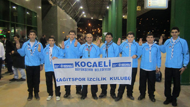 İzcilerimiz Şehitlerimiz İçin Yürüyecek