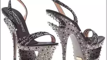 2012'de Dantelli, İşlemeli Modeller Geliyor