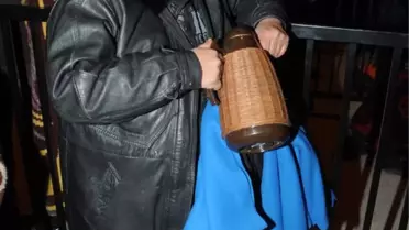 Elektronik Mağazası Açılışında Soğuğa Rağmen Kuyruk Oluştu