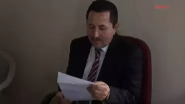 Çamurdan Yakınan Köylüye Validen Esprili Yanıt: 'Topraktan Geldik, Toprağa Döneceğiz
