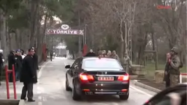 Yunan Askerlerinin Yeni Yılını Kutladı