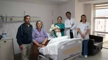 Anne ve Bebeğinin Hayatını Kurtardılar