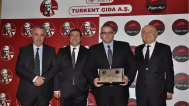 KFC ve Pizza Hut Restoranları Ödüllendirildi