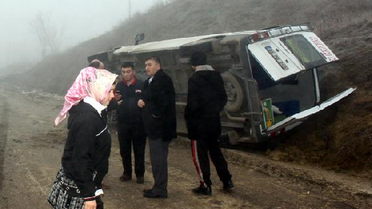 Öğretmen Servisi Kaza Yaptı: 9'u Öğretmen, 10 Yaralı