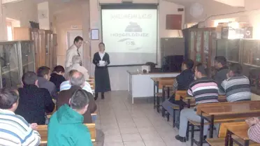 Akhisarlı Mahkumlara Aile İçi Şiddet Anlatıldı
