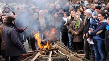 Arılı Vadisi'nde Tansiyon Yükseldi, Halk Yine Nöbete Başladı
