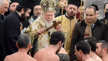 Hac Çıkarma Töreninde Şok Olay