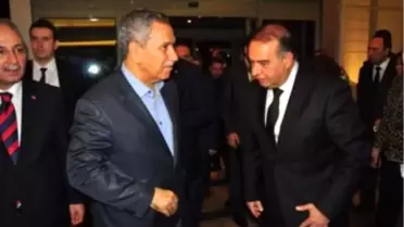 Arınç'tan Çiftlere Uyarı: 'Sorumluluklarını Bilsinler'