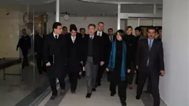 Kültür ve Turizm Bakanı Günay Van'da