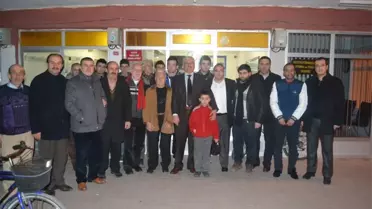 Başkan Ak, Mahalleleri Gezerek Sorunları Dinliyor