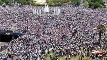 Esad Meydanda Halka Seslendi